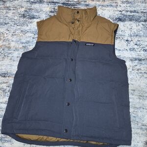Patagonia Men's Brown and Blue Puffer Vest